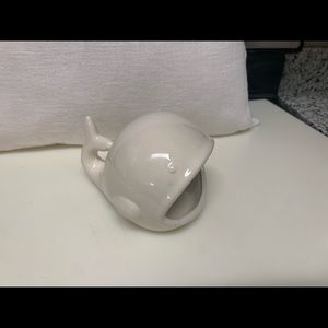 Whale ceramic soap dish
